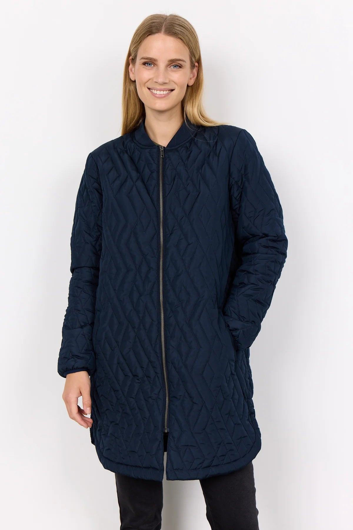 The Éloane Quilted Coat
