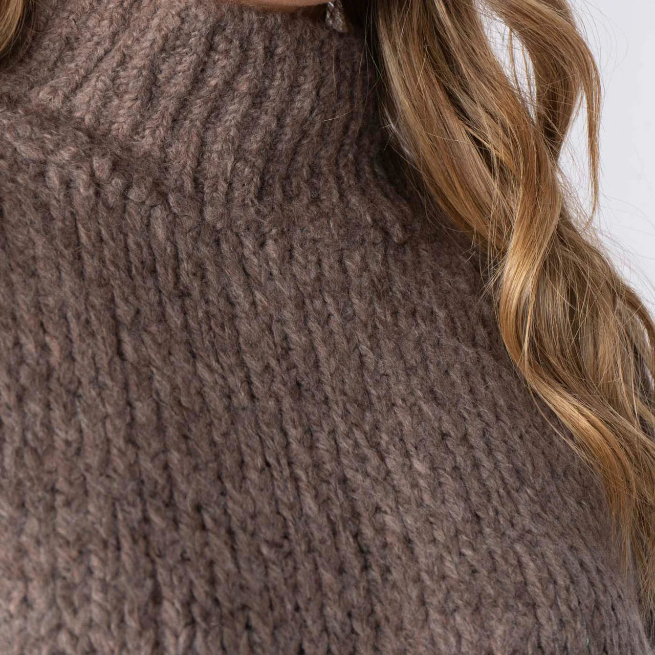 The Alva Pullover